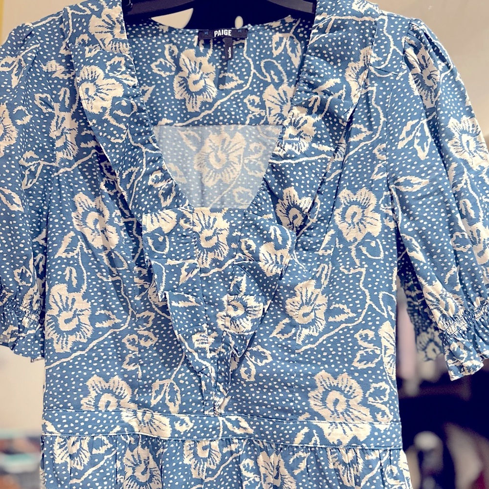 Beautiful Paige Blouse!
